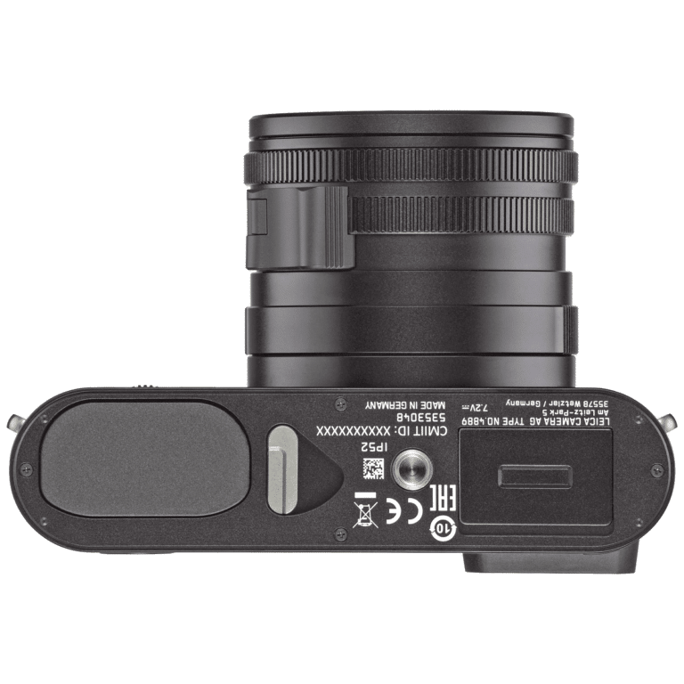 Полнокадровый компактный фотоаппарат Leica Q2 - вид снизу