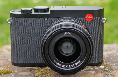 Полнокадровый компактный фотоаппарат Leica Q2 - обложка статьи