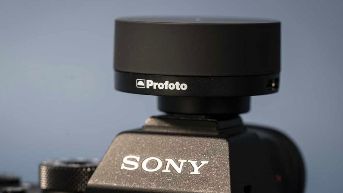Радиосинхронизатор для вспышек Profoto Connect - на камере Sony