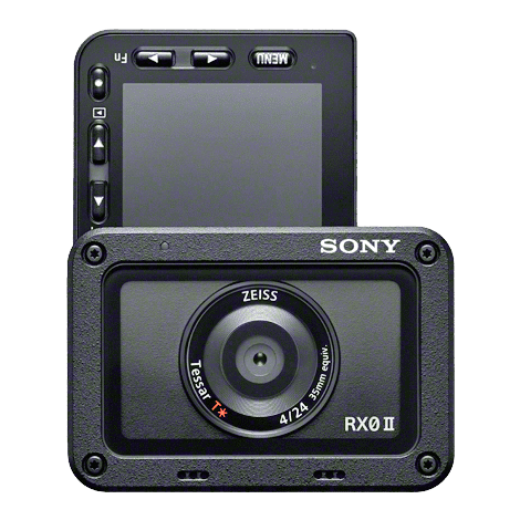 Экшн-камера Sony RX0 II с поднятым экраном