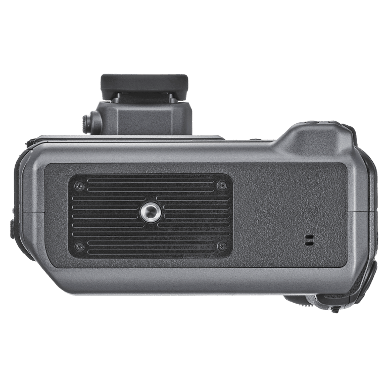 Среднеформатная фото и видео камера Fujifilm GFX 100 - вид снизу