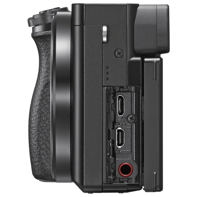 Фотоаппарат Sony A6100 - вид слева и разъемы png