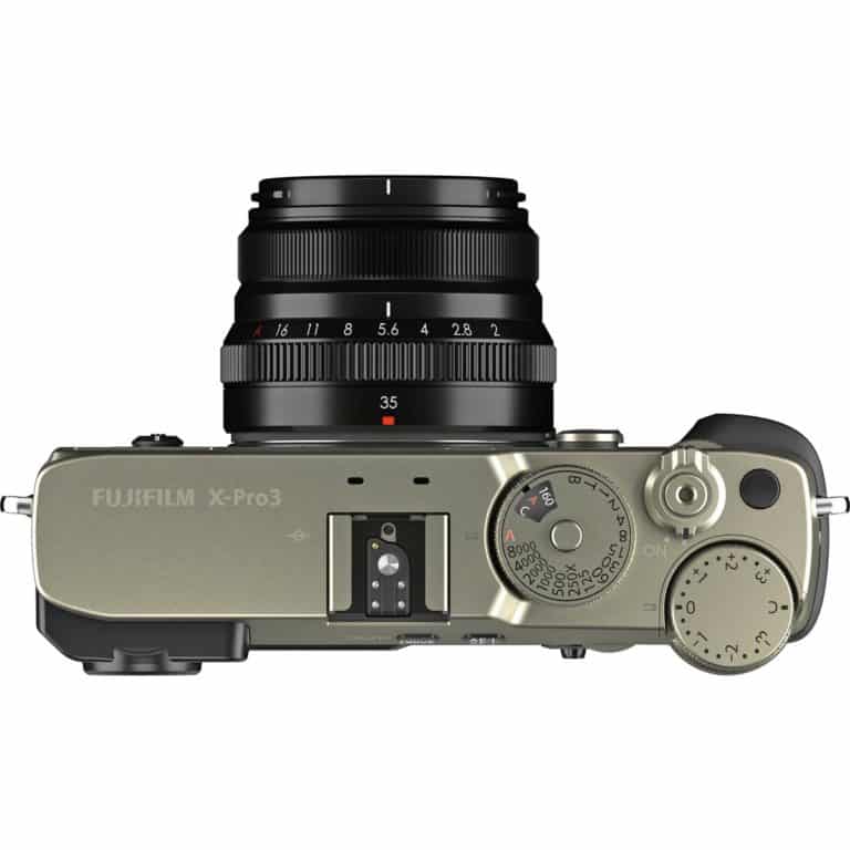 Беззеркальный фотоаппарат Fujifilm X-Pro3 – вид сверху