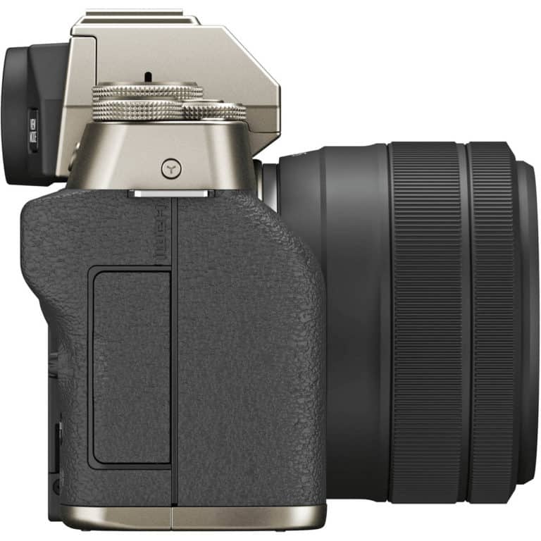 Беззеркальная фотокамера Fujifilm X-T200 - вид справа