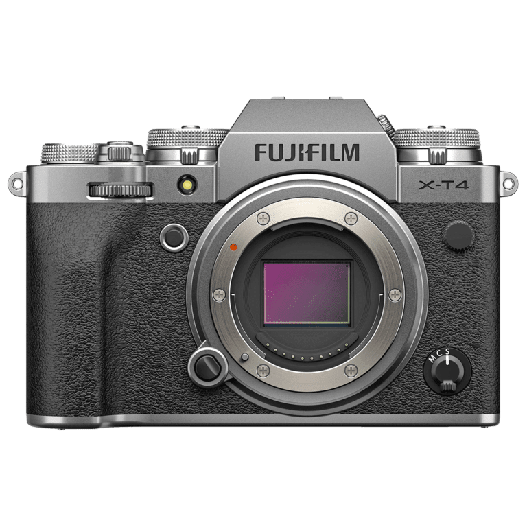 Фотоаппарат Fujifilm X-T4 - вид спереди