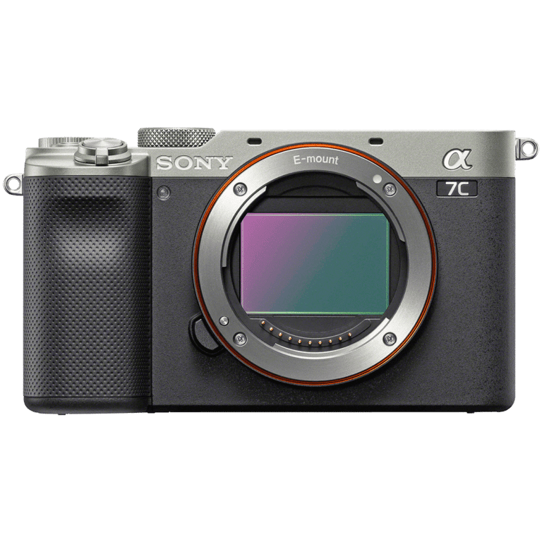 Беззеркальный полнокадровый фотоаппарат Sony a7C - вид спереди