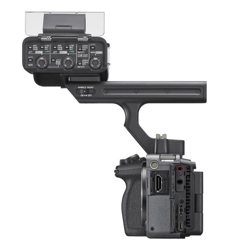 Полнокадровая кинокамера Sony FX3 - вид слева