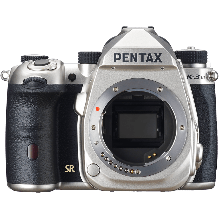 Фотоаппарат Pentax K-3 Mark III - вид спереди PNG