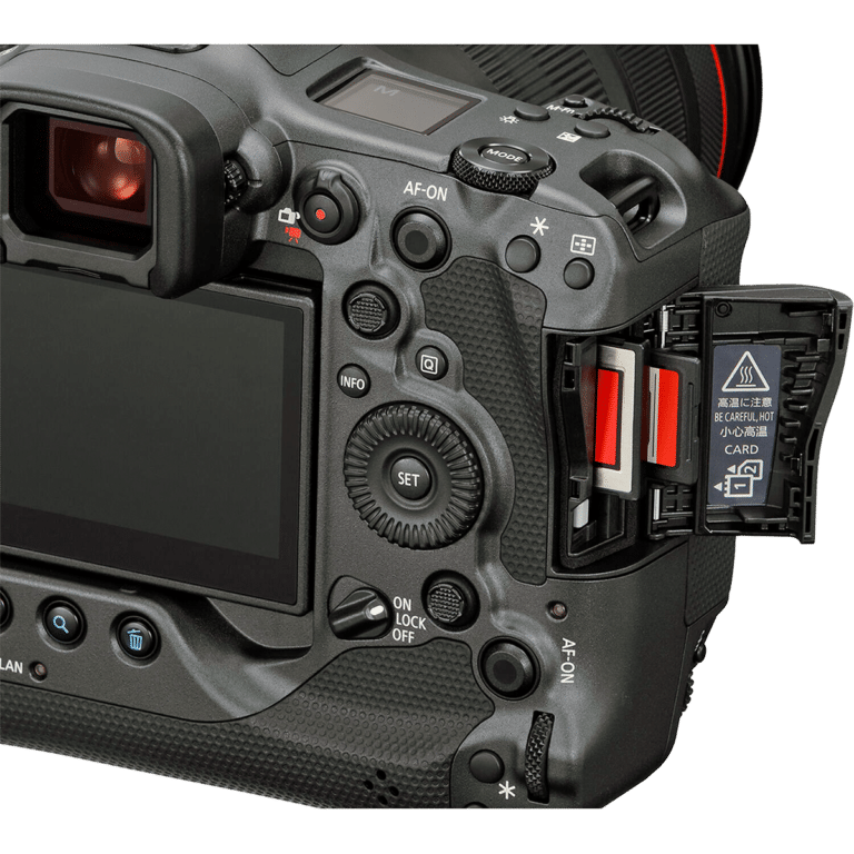 Беззеркальная камера Canon EOS R3 - вид справа PNG