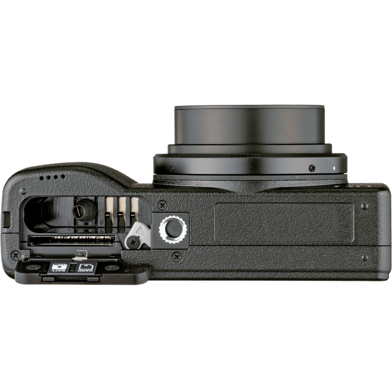 Фотоаппарат Ricoh GR IIIx - вид снизу PNG