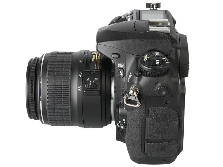 Фотоаппарат Fujifilm FinePix S5 Pro - вид слева
