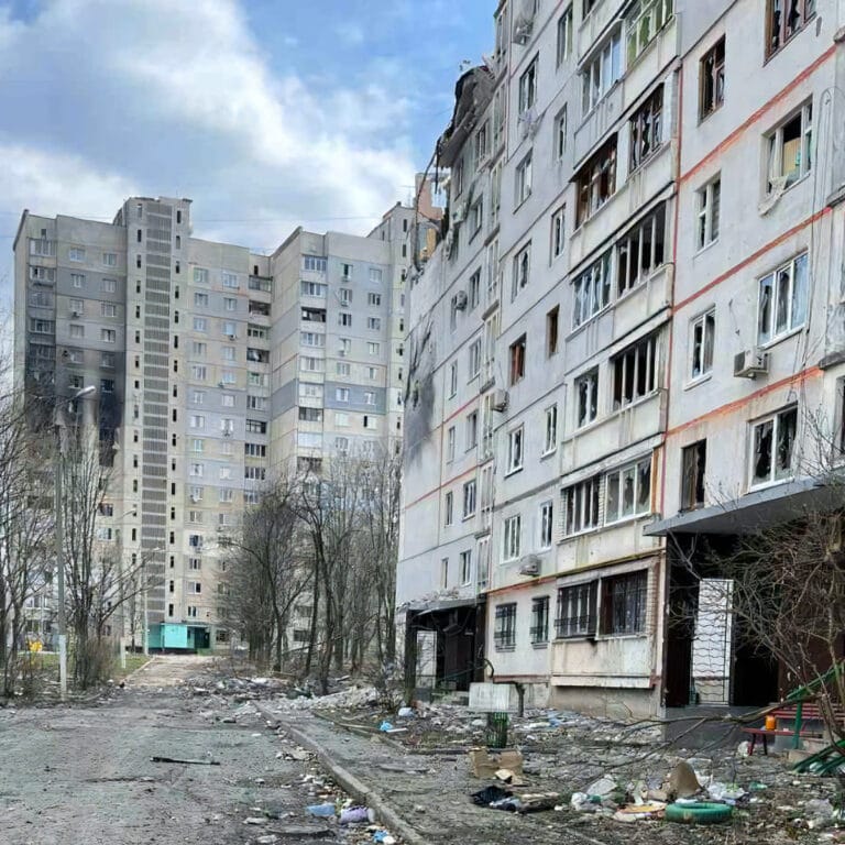 Мій зруйнований будинок. Україна, Харків, Північна Салтівка - 04