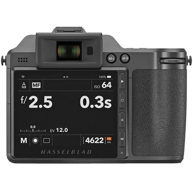 Среднеформатный беззеркальный фотоаппарат Hasselblad X2D 100C - вид сзади