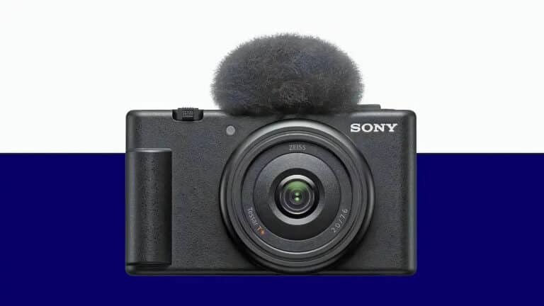 Камера для влогов Sony ZV-1F - обложка статьи