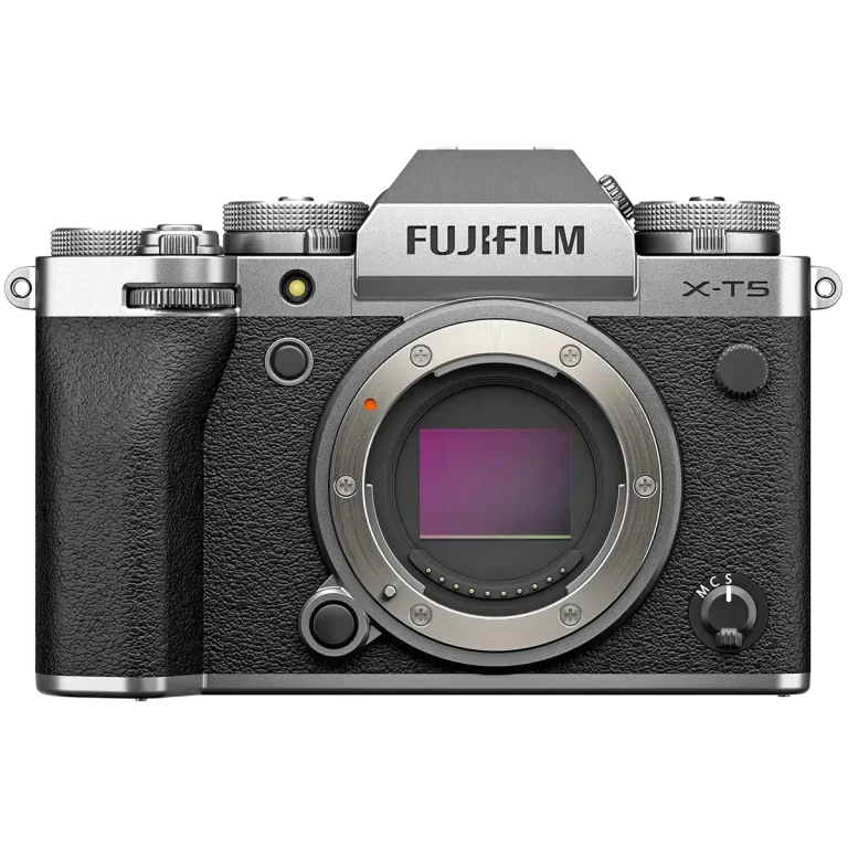 Фотокамера Fujifilm X-T5 - вид спереди