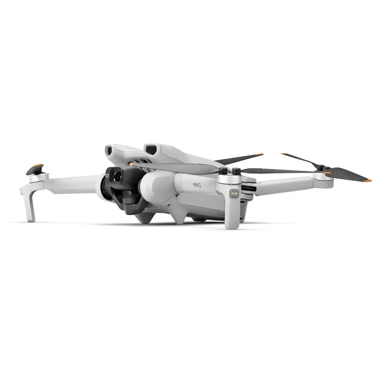 Квадрокоптер DJI Mini 3 - вид сбоку
