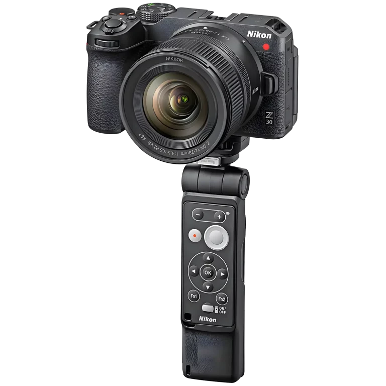 Объектив Nikkor Z DX 12-28mm f/3.5-5.6 PZ VR – в составе набора блогера