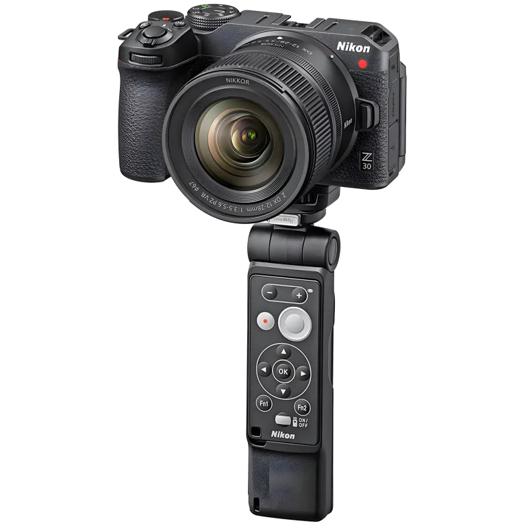 Объектив Nikkor Z DX 12-28mm f/3.5-5.6 PZ VR - в составе набора блогера