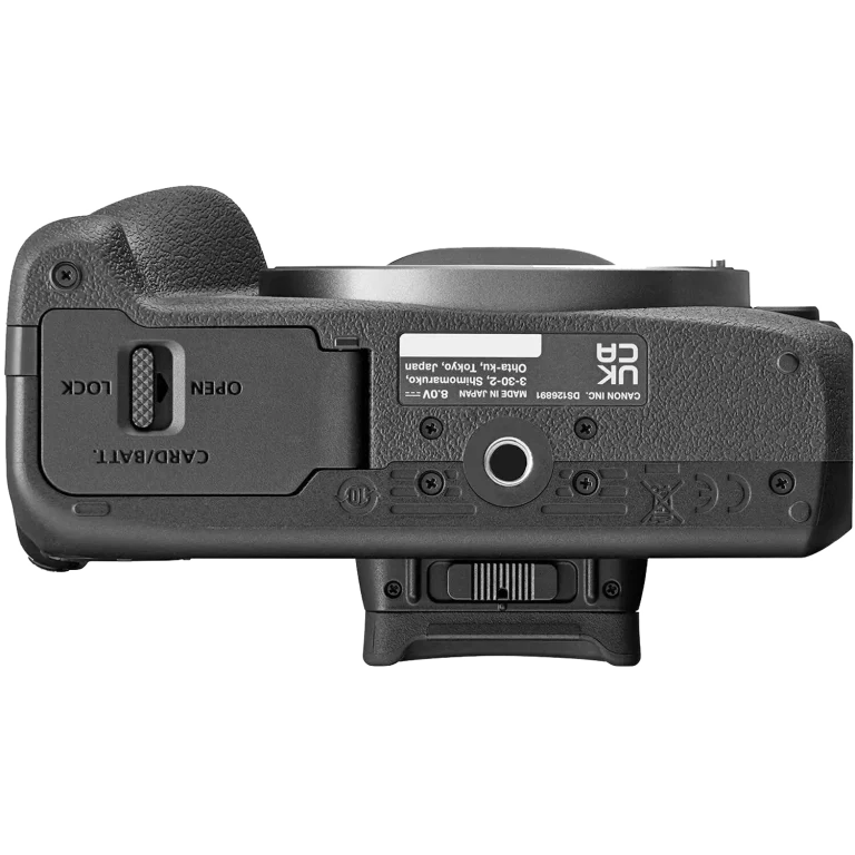 Беззеркальная фотокамера Canon EOS R100 - вид снизу