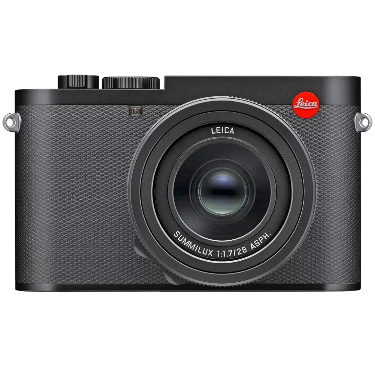 Полнокадровая фотокамера Leica Q3 - вид спереди