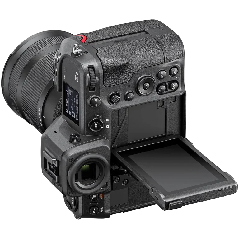 Фотокамера Nikon Z8 - повернутый вертикально экран