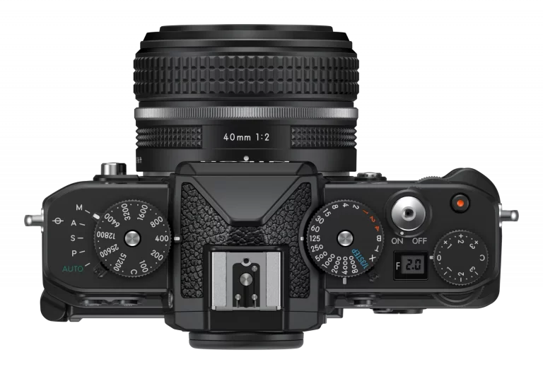 Полнокадровая фотокамера Nikon Zf - вид сверху