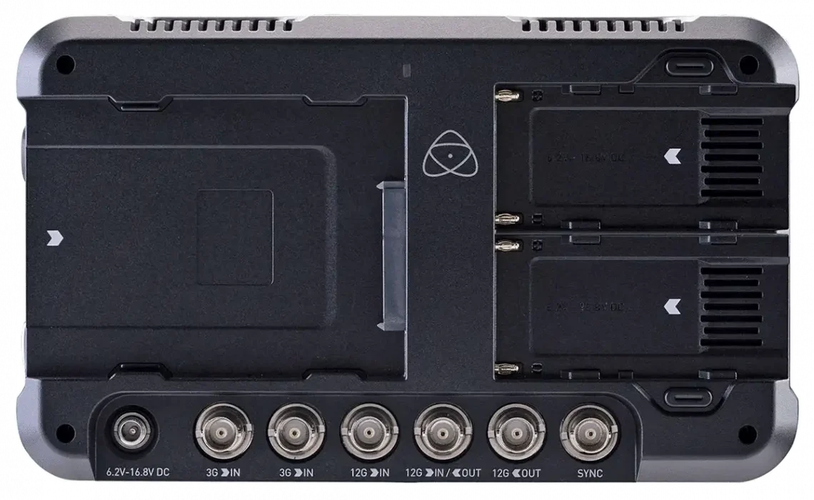 Видеорекордер-монитор Atomos Shogun 7 – вид сзади Видеорекордер-монитор Atomos Shogun 7 – вид сзади